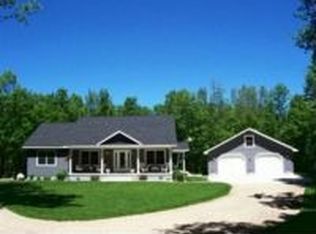 N7776 Carmody Rd, Munising, MI 49862