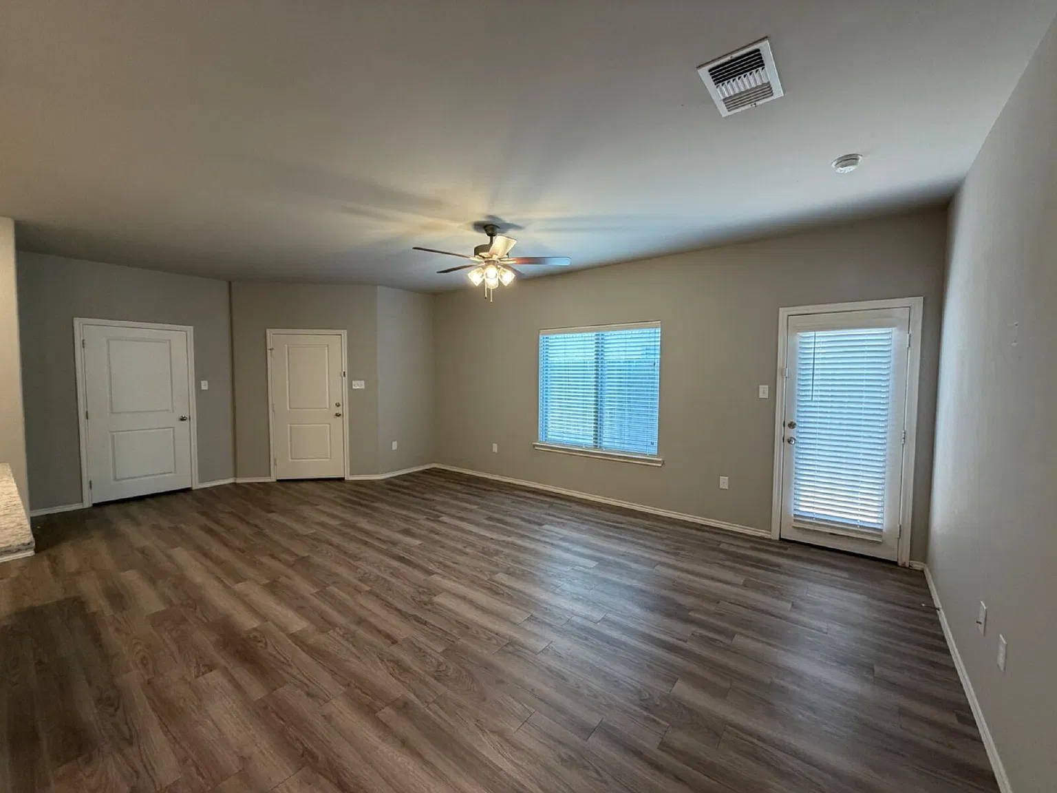 2 bed, 2.0 bath, 1478 sqft, $1,500 — Photo 2