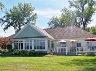 2005 Westwood Rd, Winona Lake, IN 46590
