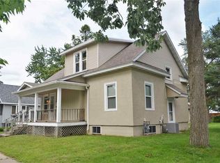 831 S 9th Ave, Wausau, WI 54401
