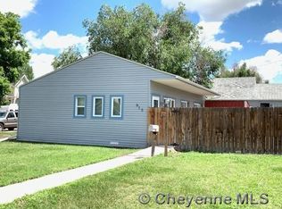 915 Carey Ave, Cheyenne, WY 82007