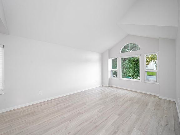 5th image of 12344 234th St
