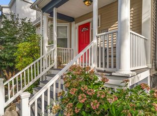17 Germania St #3, Jamaica Plain, MA 02130