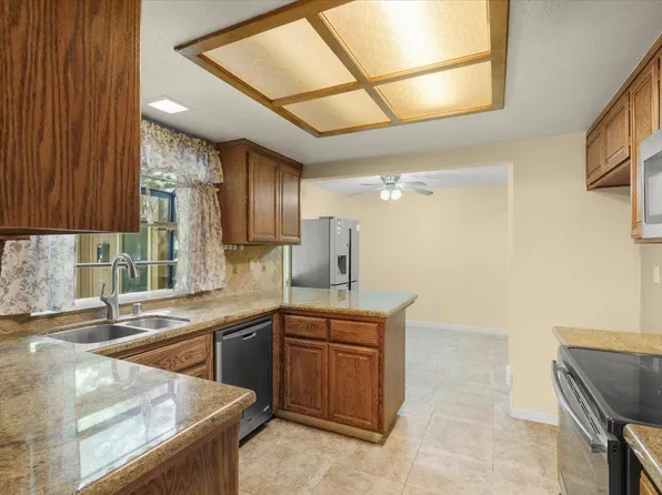 173 Del Monte Ln, Morgan Hill, CA 95037