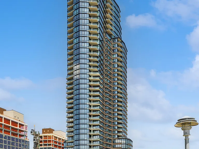 21 India St #37D — Photo 11