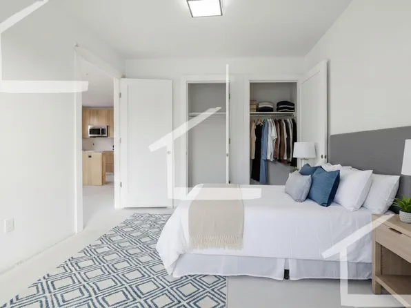 1035 Commonwealth Ave, Allston, MA 02134
