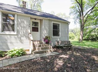 4366 Elm Rd, Gurnee, IL 60031