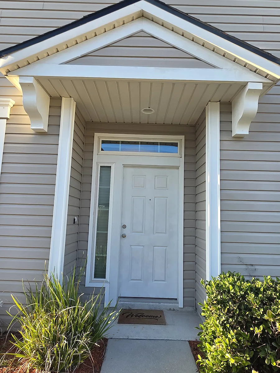 Building Photo - 563 Ryker Way #563