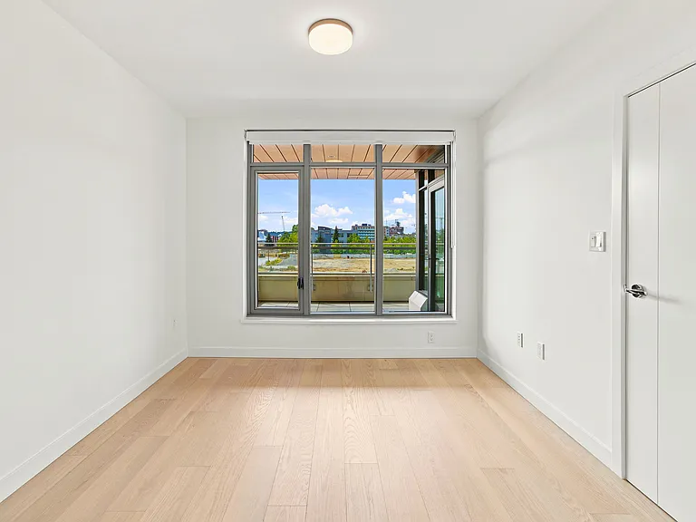 785 Harbourside Dr #301 — Photo 6