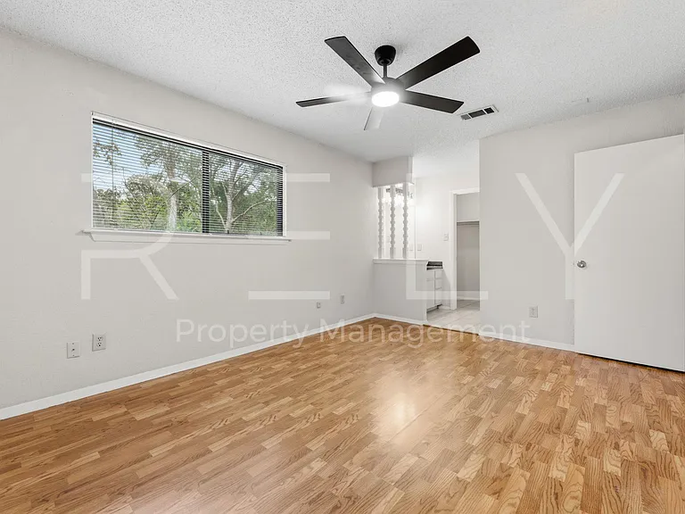 1005 Milford Way #A — Photo 20
