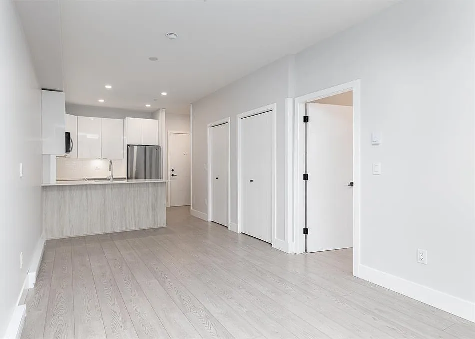 1 bed, 610 sqft, $1,800 — Photo 2