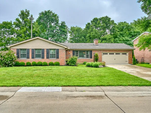 212 Applewood Dr, Lakeside Park, KY 41017
