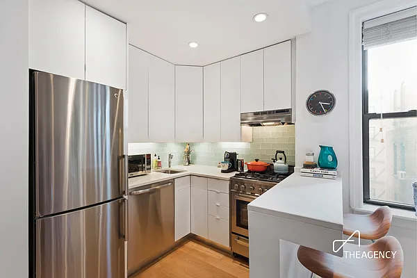 Sold by The Agency | media 2