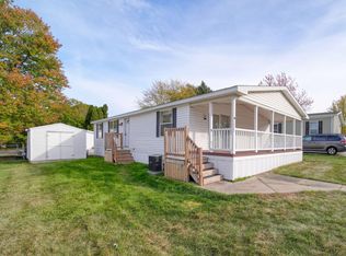 14180 F Dr, Plymouth, MI