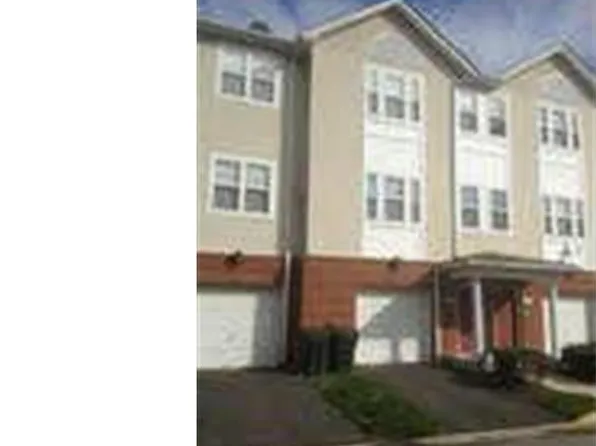 3002 Irma Ct Unit 3002, Suitland, MD 20746