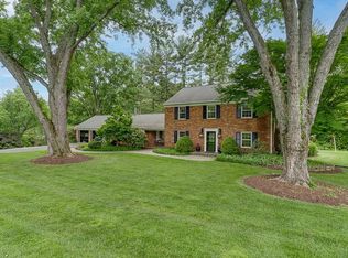 1400 Whitley Dr, Vienna, VA 22182