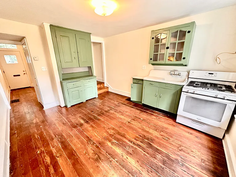 7 Penn Ct — Photo 7