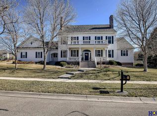 6730 Stonebrook Pkwy, Lincoln, NE 68521