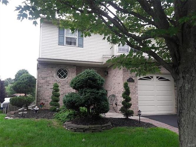 1st image of 36 Olde Penn Dr