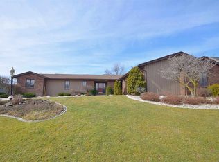 3729 Saint Andrews Pl, Elkhart, IN 46517