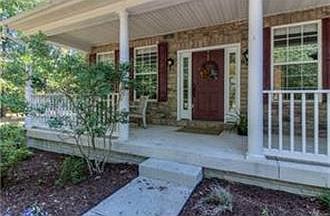 3rd image of 29733 Springwood Dr