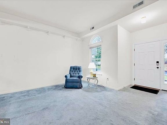 3rd image of 6106 Spring Knoll Dr