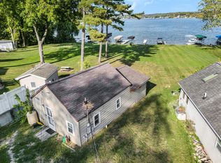 70855 Hollywood Shores Dr, Union, MI 49130