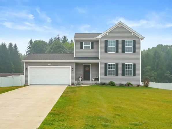 5136 Lake Pines Ct, Vicksburg, MI 49097