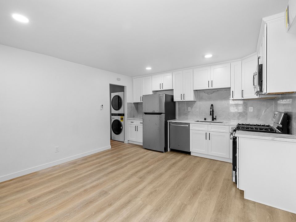 1st image of 4486 Hamilton St #B