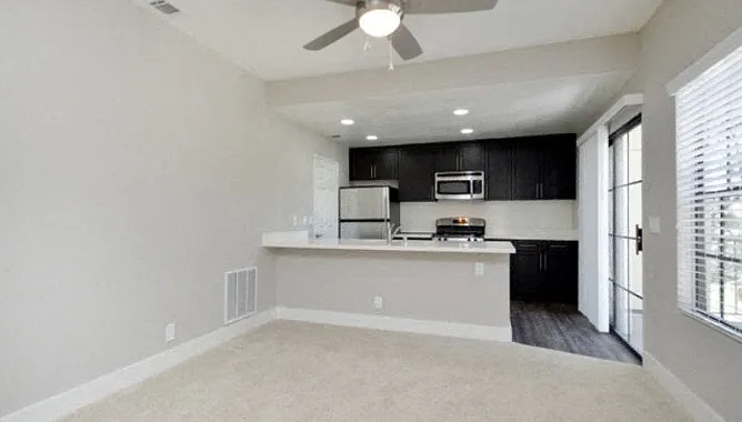 Westcreek Apartments — Photo 17