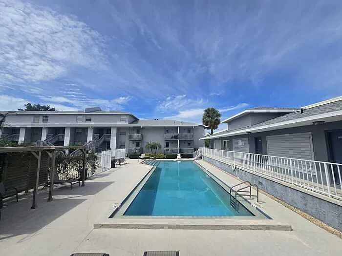 1 bed, 1.0 bath, 595 sqft, $1,150 — Photo 4