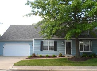 19252 Wheelers Ln, Strongsville, OH 44149