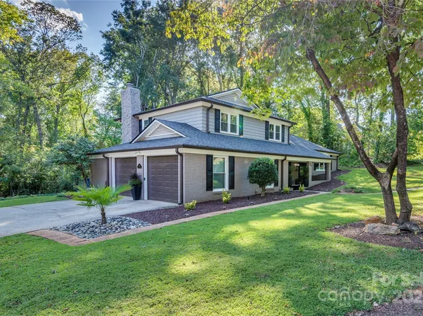 101 Red Fox Ct, Spartanburg, SC 29301