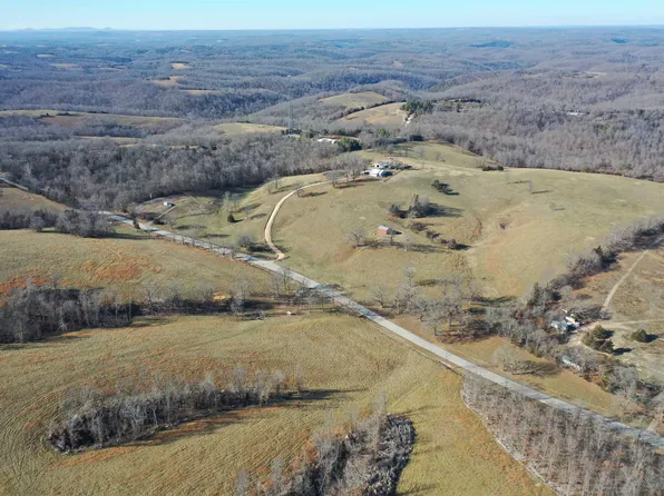 283 Adventure Ln, Marshall, AR 72650