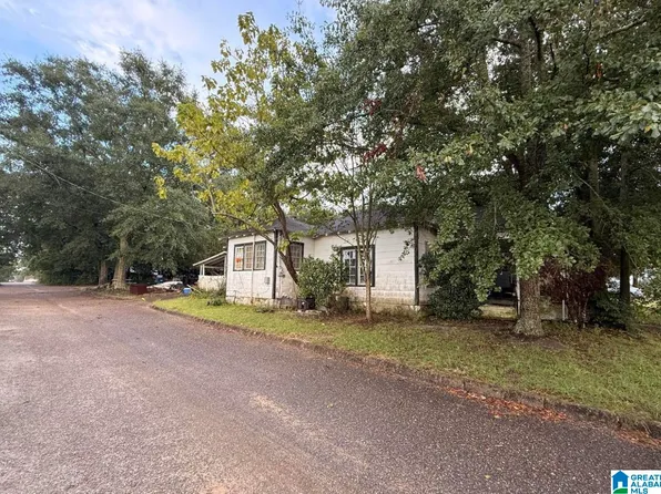305 Dorsey St, Opp, AL 36467