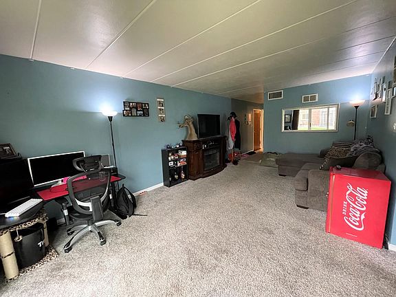 4th image of 10230 S Washington Ave