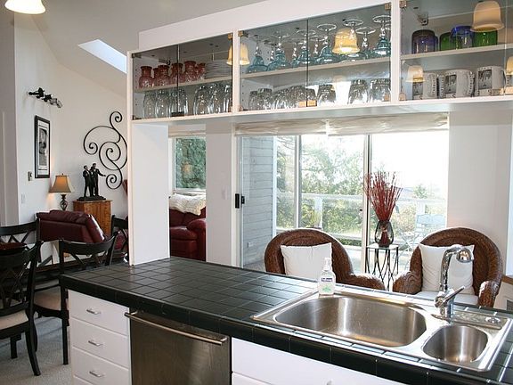 Kitchen and Living
