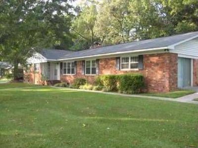 1110 Peach Valley Cir, Spartanburg, SC, 29303