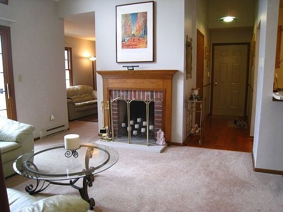 2nd image of 1311 Cunat Ct APT 2D
