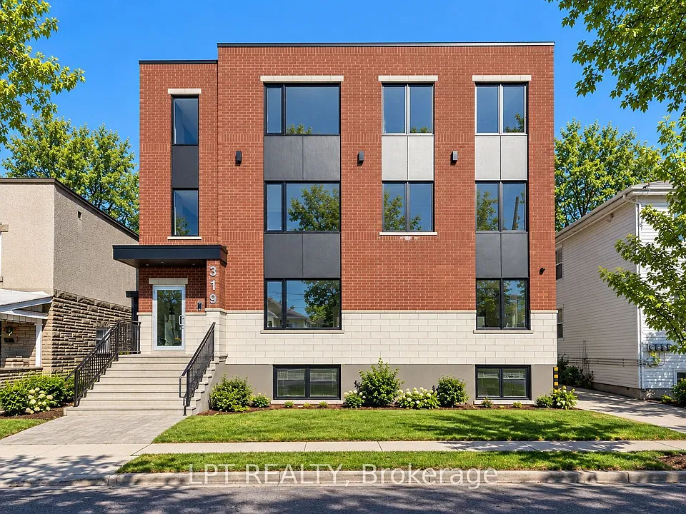 319 Shakespeare St #9