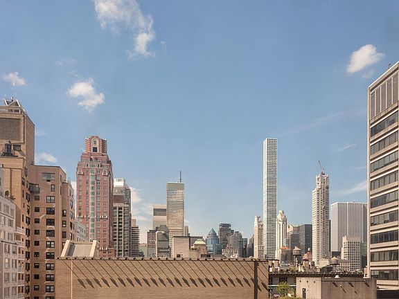 5th image of 931 Lexington Ave #11K