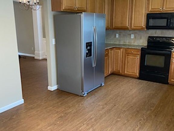 4th image of 108 Wild Dogwood Way #11674342