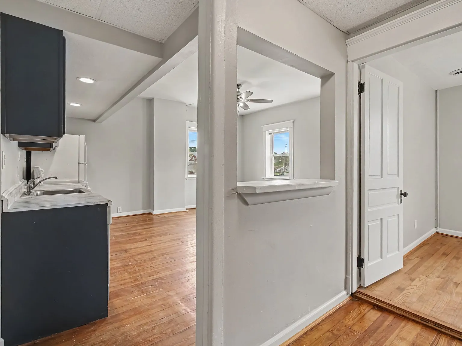 2 bed, $1,225 — Photo 3