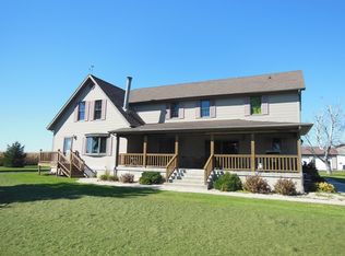 1251 N 47th Rd, Earlville, IL 60518