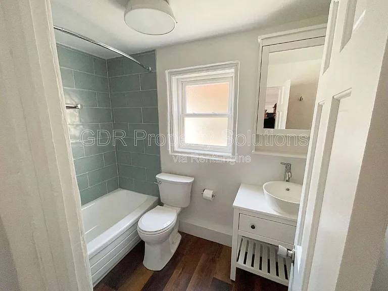 300 San Pasquale Ave NW #D — Photo 11