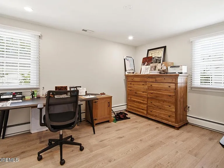 407 N Douglas Ave — Photo 13