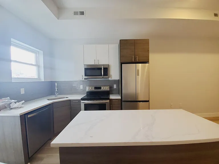 3610 Haverford ave — Photo 14