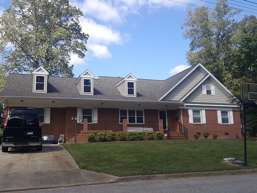 1st image of 21 Arline Dr