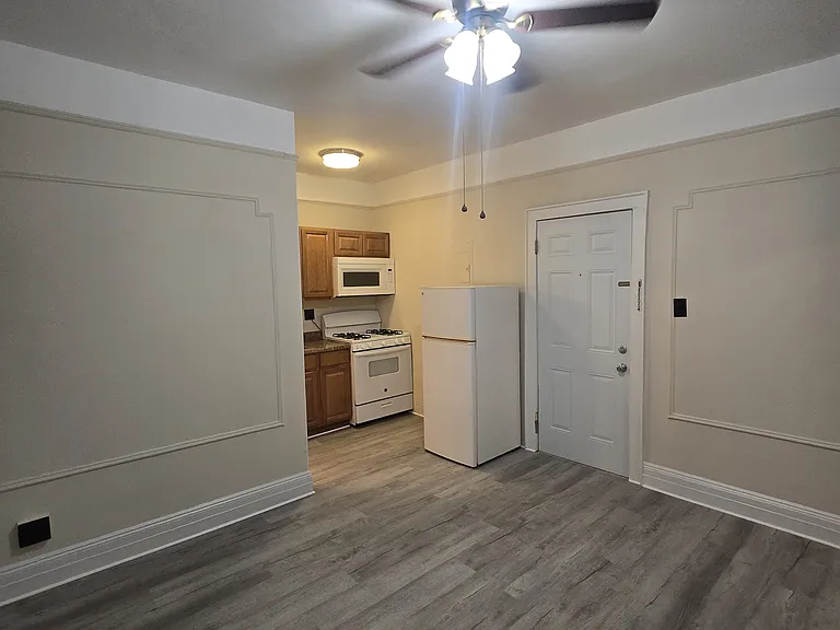 42 Kelly Pkwy — Photo 1