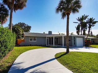 4031 Overlook Dr NE, Saint Petersburg, FL 33703